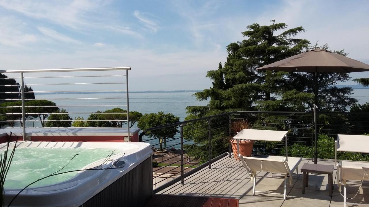 Hotel Europa Garda  Exteriör bild