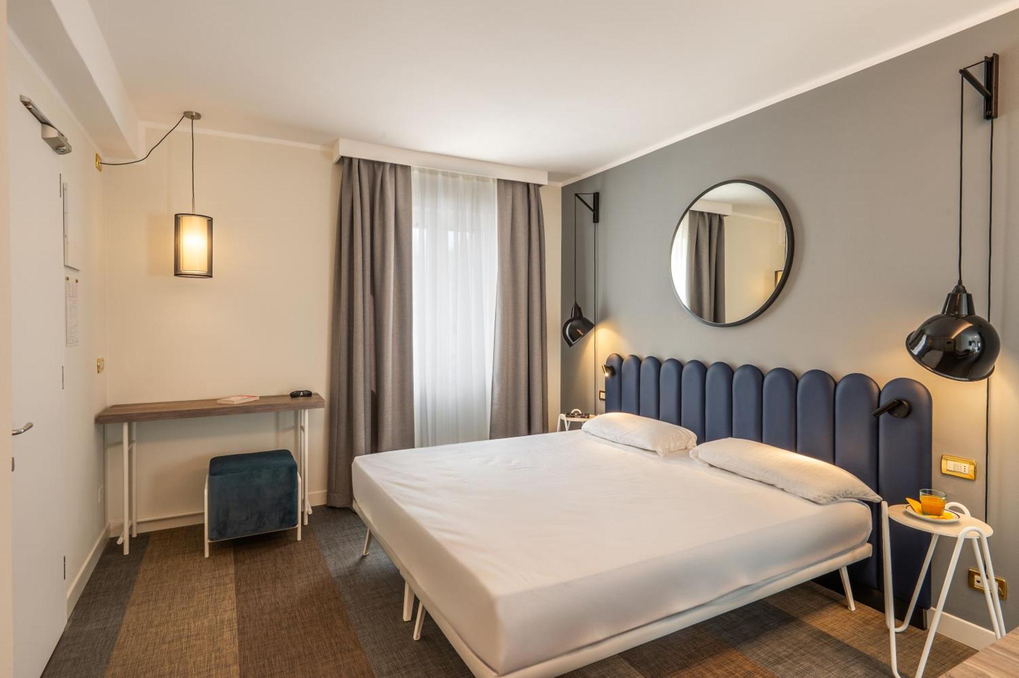Hotel Europa Garda  Exteriör bild