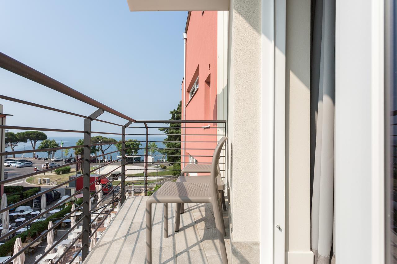 Hotel Europa Garda  Exteriör bild