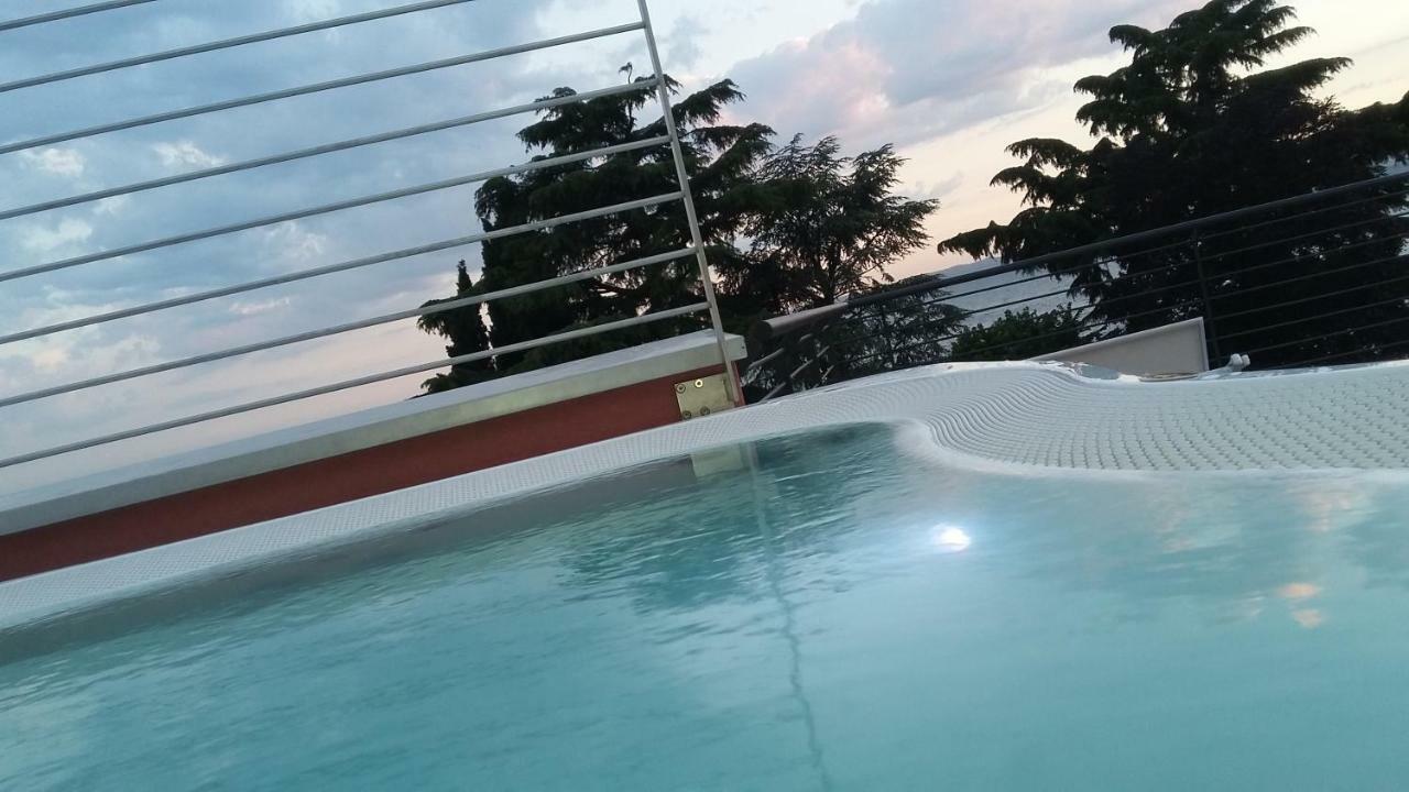Hotel Europa Garda  Exteriör bild